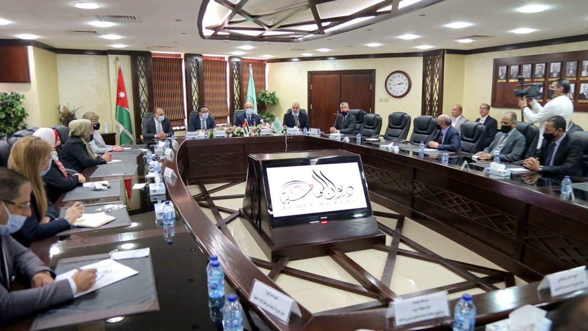 الرزاز يؤكد دعم الحكومة لتعزيز استقلالية ديوان المحاسبة للقيام بدوره في حماية المال العام