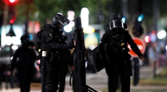 استسلام مسلح احتجز 6 رهائن في بنك بشمال فرنسا