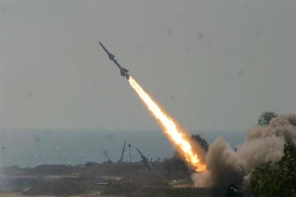 إطلاق صاروخ باليستي على معسكر للقوات الخاصة السعودية في جيزان