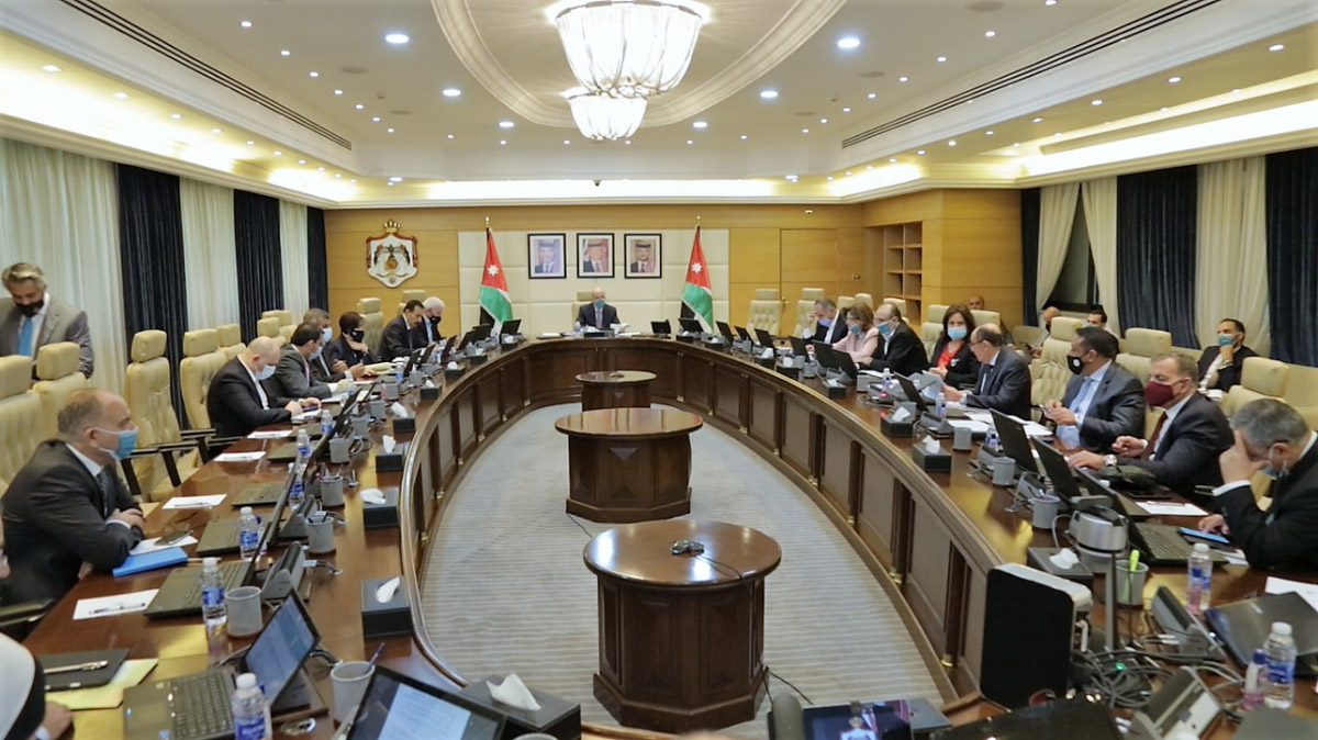 مجلس الوزراء يناقش الإجراءات المتبعة في مركز حدود العمري