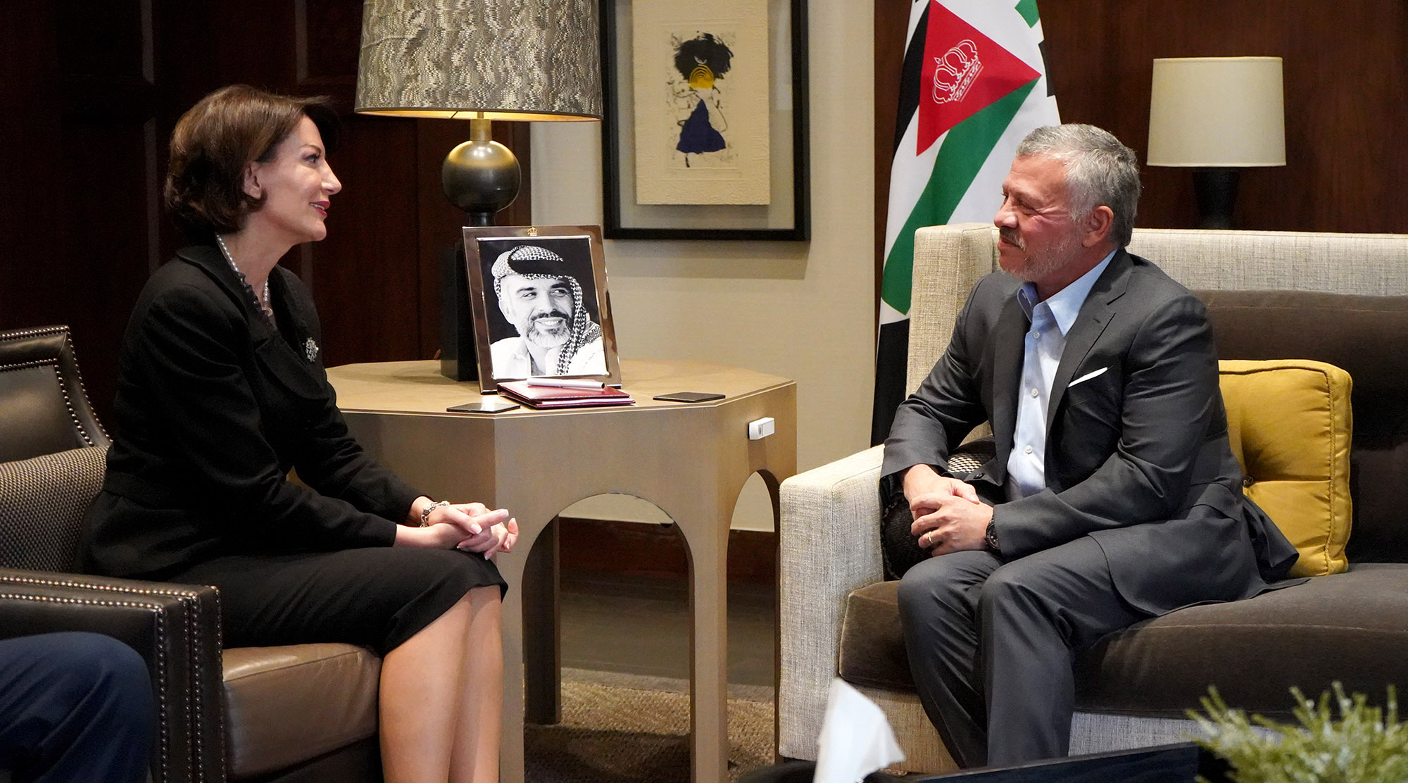 جلالة الملك عبدالله الثاني يستقبل رئيسة كوسوفو السابقة