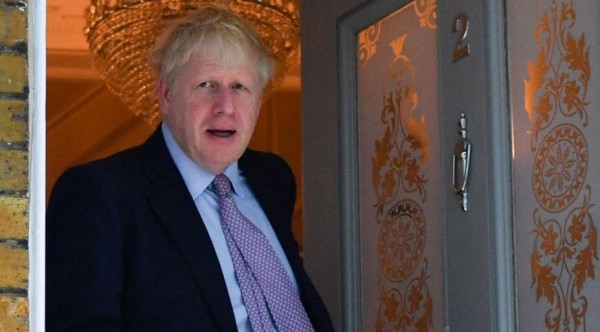 البرلمان البريطاني يعلق أعماله.. و جونسون في طريقه للعزل