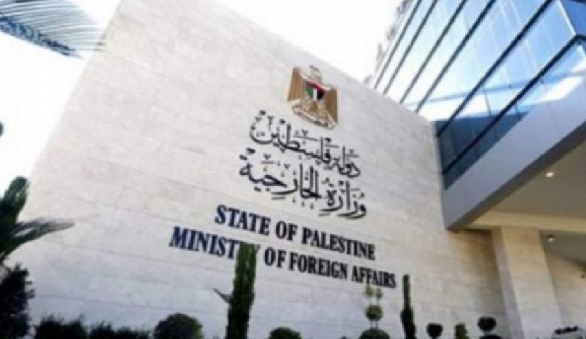 الخارجية الفلسطينية تدين تصاعد سياسة الاحتلال بالاستيلاء على الأراضي وهدم المنشآت