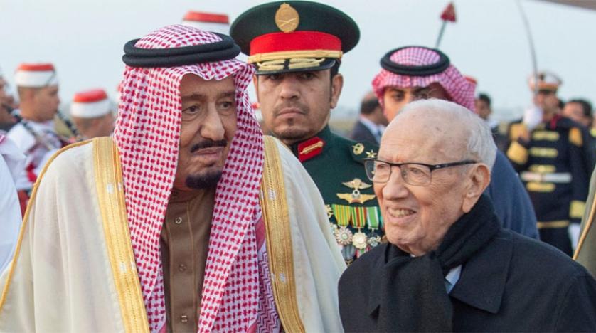 الملك السعودي سلمان بن عبد العزيز يصل إلى تونس في زيارة رسمية