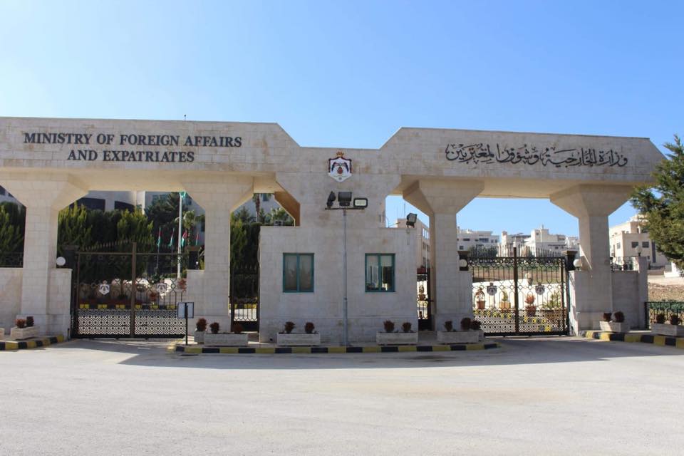 الأردن يدين الهجوم الإرهابي الذي استهدف للمرة الثالثة مطار أبها الدولي
