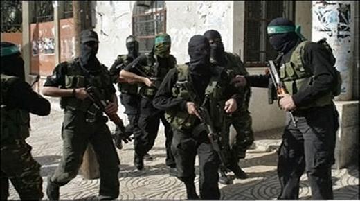 حماس تبلغ قيادة فتح بغزة بحظر نشاطاتها وحملة إعتقالات واسعة النطاق لكوادرها
