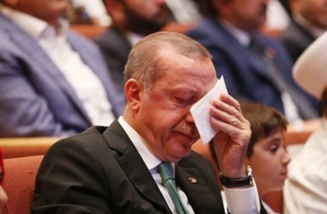 في عهد “أردوغان” الليرة التركية عند أدنى مستوى في 6 أشهر