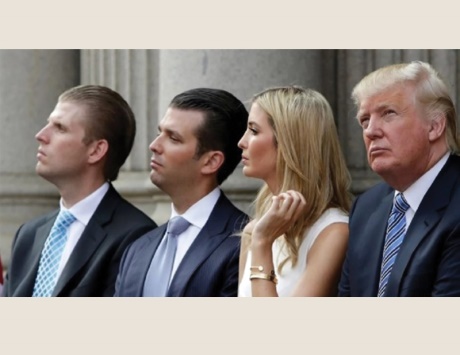 «مسحوق أبيض» يطارد عائلة ترامب