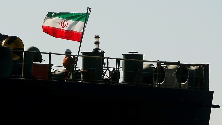 طهران: واشنطن سترتكب خطأ جسيما له تداعيات في حال احتجاز الناقلة “أدريان دريا”