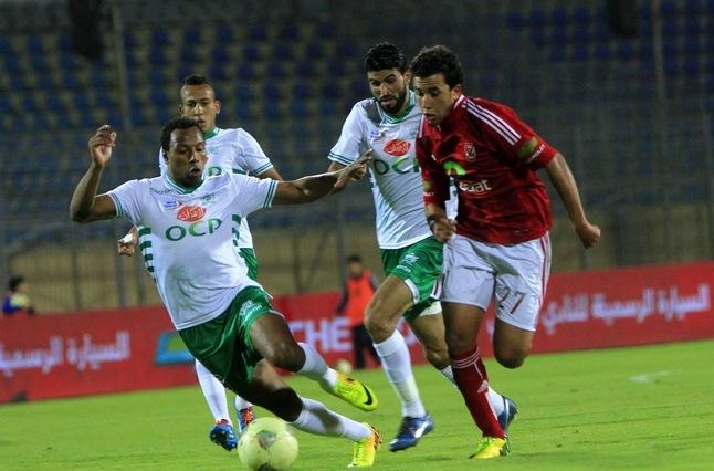 الأهلي في دور المجموعات بالكونفدرالية على حساب الدفاع المغربي