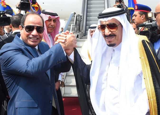 ملك السعودية أكد للسيسي باتصال هاتفي حرص بلاده على أمن واستقرار مصر