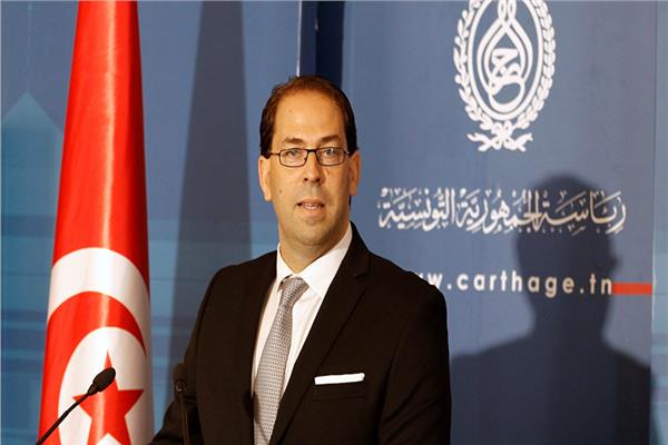 إقالة وزير الطاقة التونسي وأربعة مسؤولين كبار لشبهات فساد