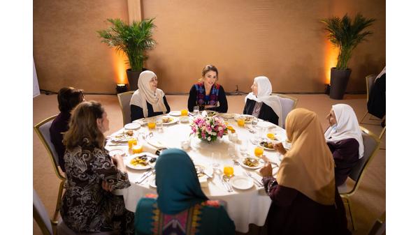 الملكة رانيا العبدالله تقيم إفطاراً لعدد من السيدات في اربد