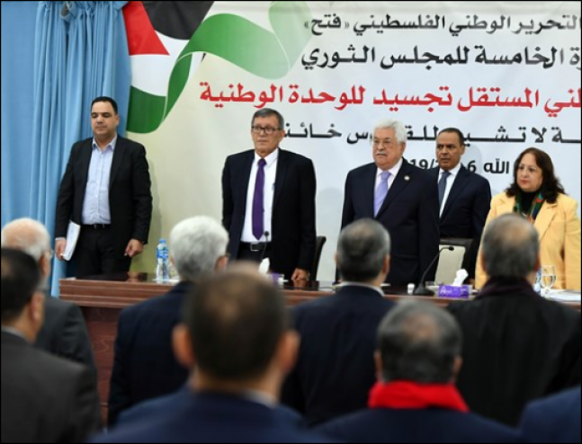 ثوري فتح يطالب عباس تشكيل حكومة والعمل على مواجهة انقلاب حماس والمؤامرة ضد القضية الفلسطينية