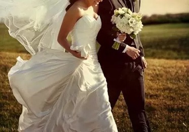 نصائح للعريس في ليلة زفافه ليكون أنيقاً