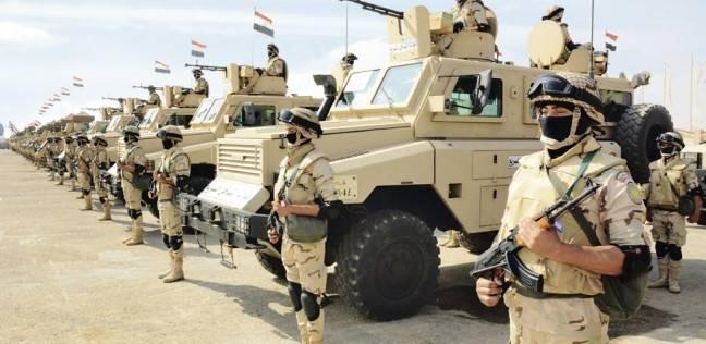 الجيش المصري يدمر 10 سيارات أسلحة قبل دخولها البلاد