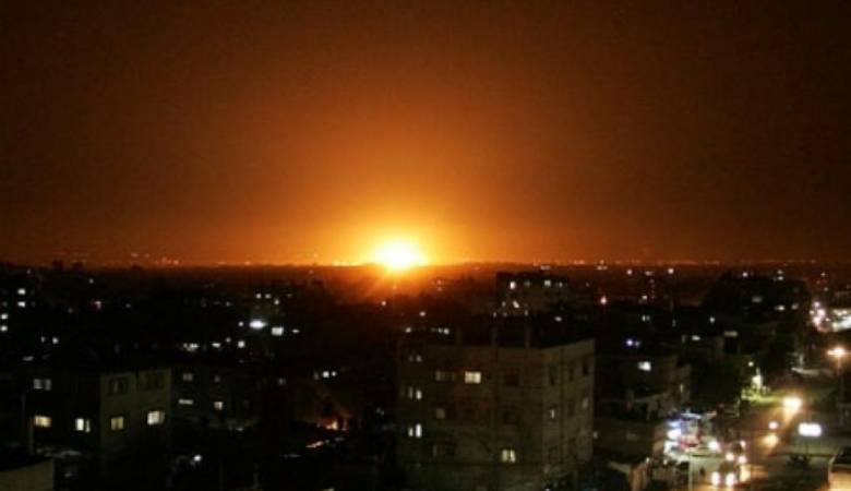 طيران الاحتلال الإسرائيلي يستهدف منازل المواطنين وفضائية الأقصى التابعة لحماس في غزة