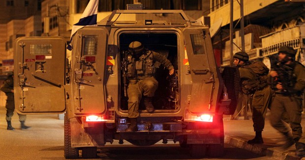بالأسماء.. جيش الاحتلال الإسرائيلي يعتقل 8 مواطنين في الضفة الغربية