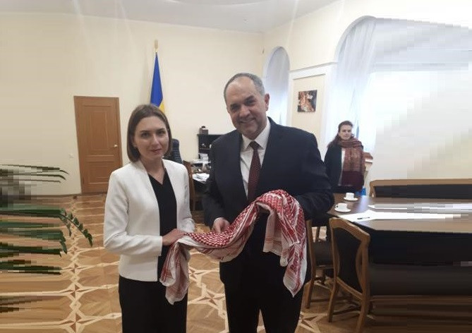 التلهوني يبحث مع وزيرة التربية الأوكرانية أوضاع الطلبة الأردنيين