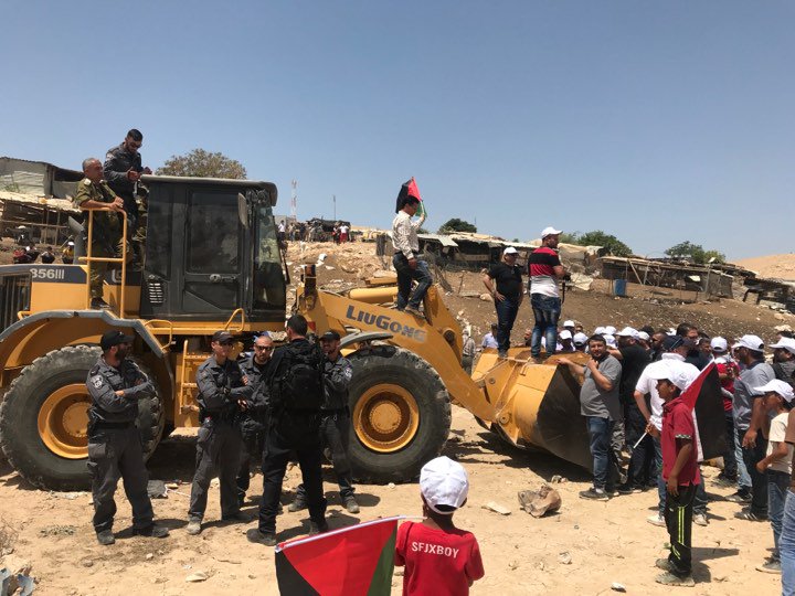 فرنسا تدعو إسرائيل للتراجع نهائيا عن هدم الخان الأحمر