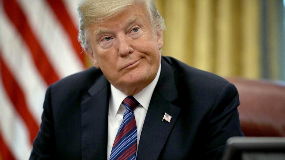 بعد انسحاب القوات الأمريكية من شمال سوريا.. ترامب: علينا الخروج من “الحروب السخيفة”