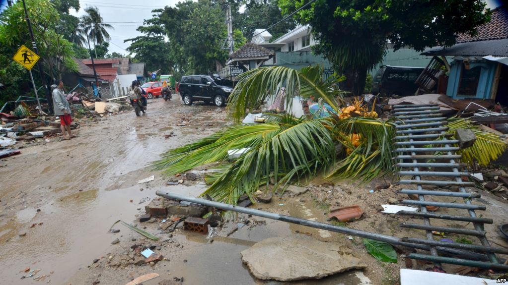 وكالة إدارة الكوارث في إندونيسيا: ارتفاع عدد قتلى التسونامي إلى 168
