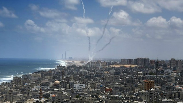 إطلاق صافرات الإنذار جنوب اسرائيل واعلام عبري: القبة الحديدية” تتصدى لرشقات صاروخية