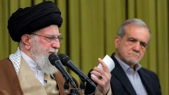 إيران تكشف “حقيقة” أنباء مقتل قادة عسكريين وسياسيين