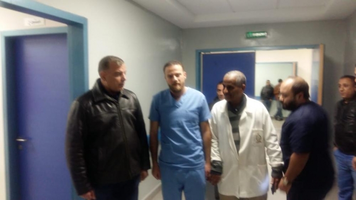 وزير الصحة يتفقد سير العمل في مستشفيي النديم والأمير حمزة