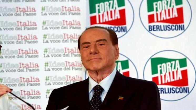 برلسكوني ينوي الترشح لانتخابات البرلمان الأوروبي
