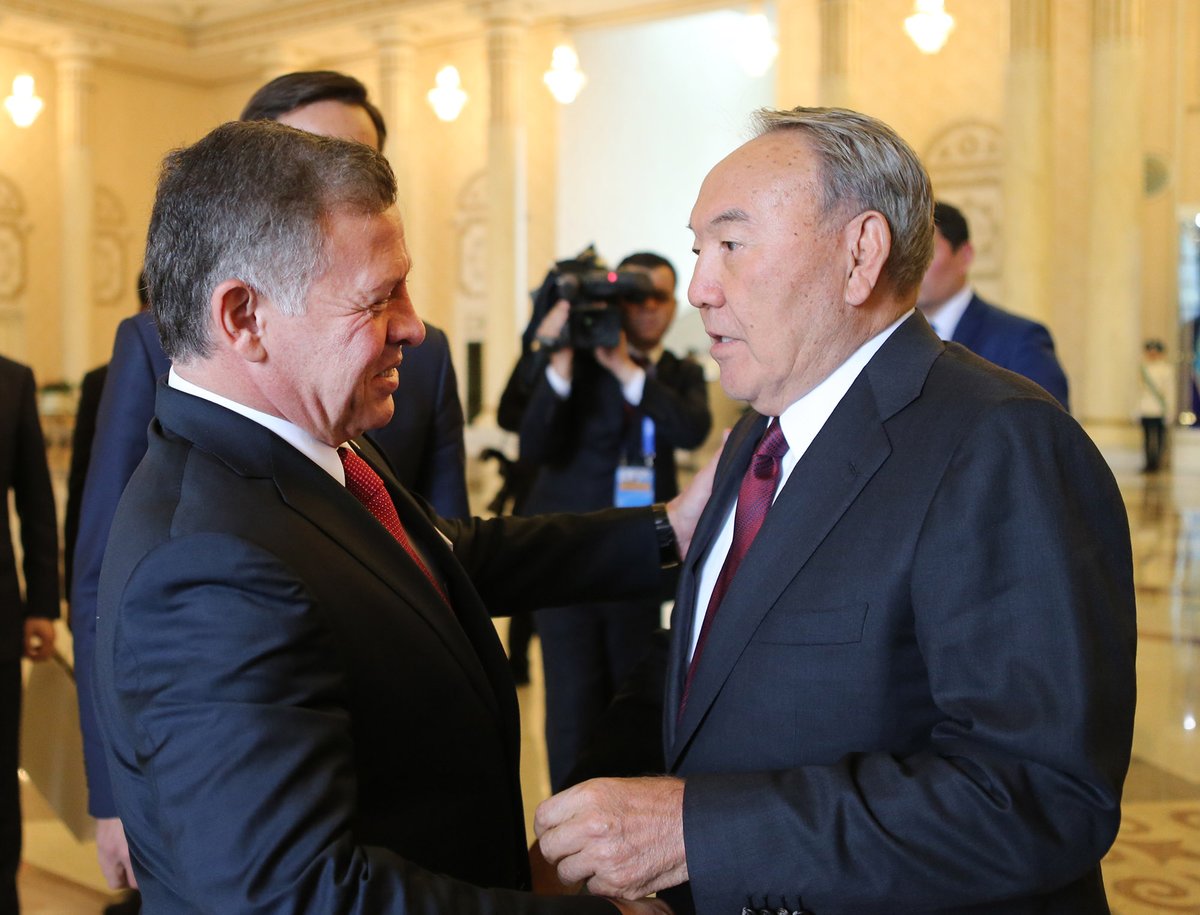 الملك يعقد مباحثات مع الرئيس الكازاخستاني
