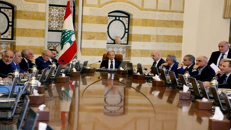 عون: أزمة اللاجئين السوريين لا يمكن أن تنتظر الحلول في بلادهم