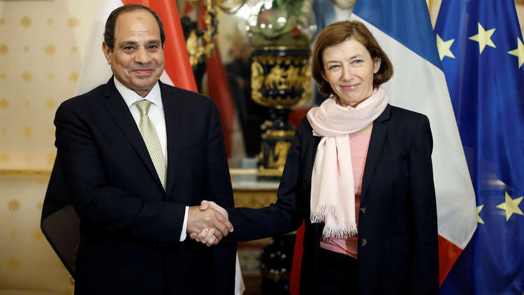 السيسي يبحث مع وزيرة الدفاع الفرنسية التعاون العسكري بين القاهرة وباريس