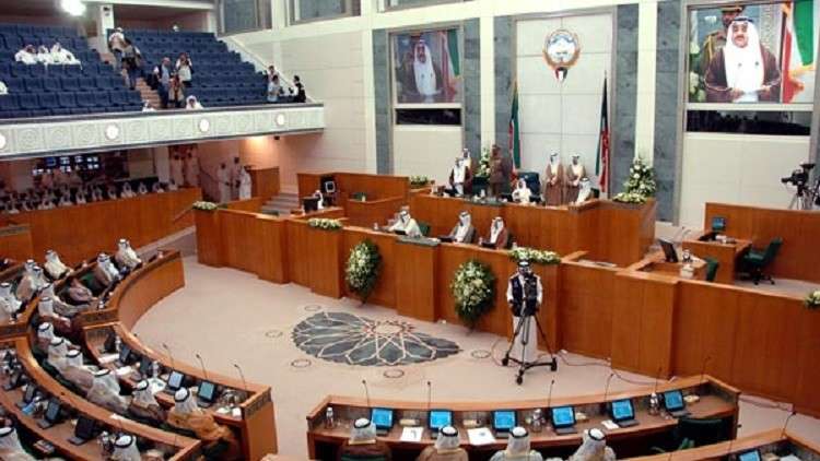 الحكومة الكويتية تقدم استقالتها لأمير البلاد