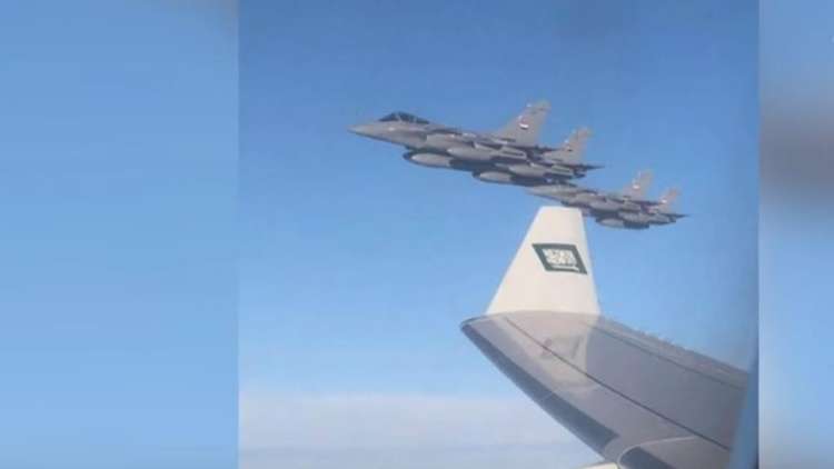 المقاتلات المصرية ترافق طائرة ولي العهد السعودي