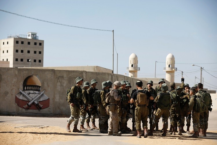 جنود أمريكيون وإسرائيليون يتدربون في معسكر مثير للجدل