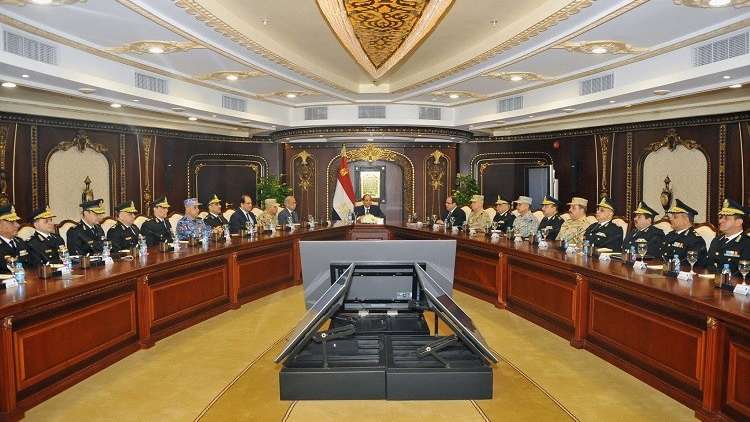 السيسي يزور مقر وزارة الداخلية ويطلع على نتائج عملية سيناء العسكرية