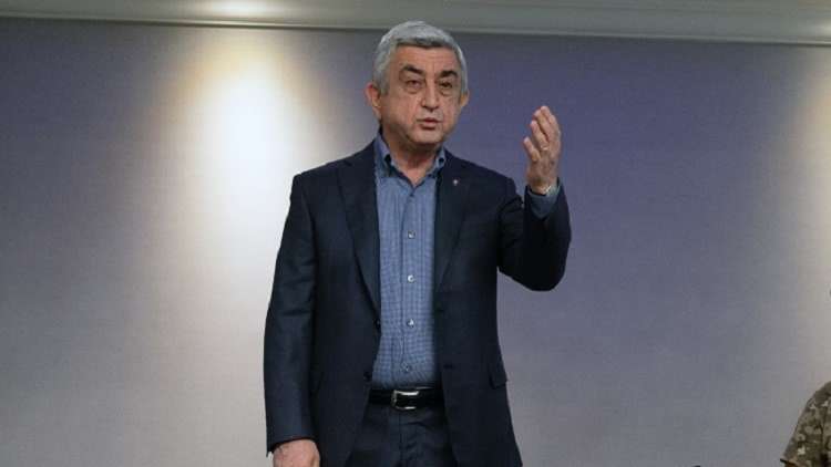 رئيس الوزراء الأرمني يستقيل من منصبه بعد احتجاجات ضده