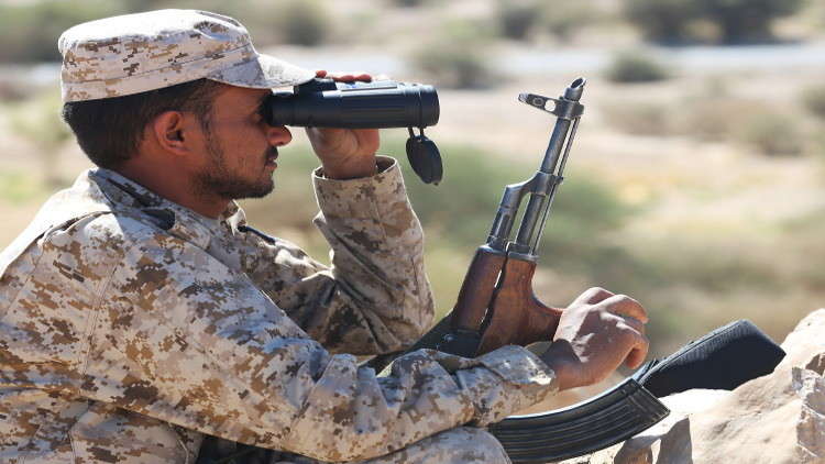 القوات اليمنية تسيطر على مواقع استراتيجية شرقي اليمن وغربه باسناد من التحالف العربي
