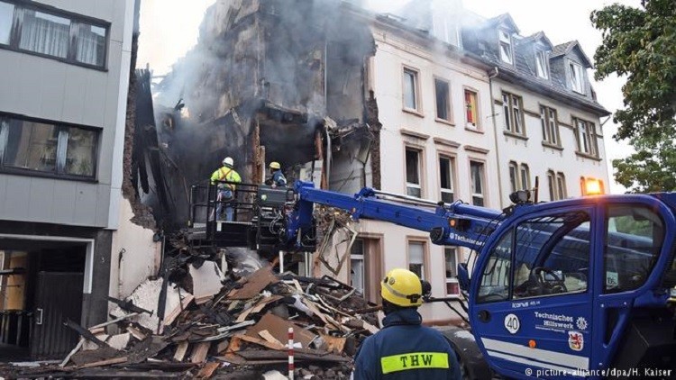 انفجار ضخم في مبنى سكني غرب ألمانيا