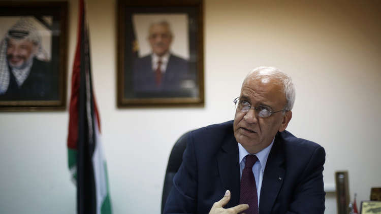 عريقات يطالب بالإفراج عن محافظ القدس ومدير الاستخبارات العامة