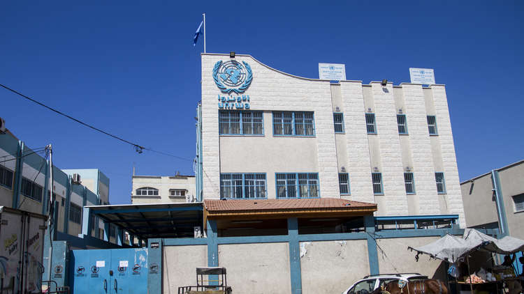 السعودية تقدم 50 مليون دولار لـ “الأونروا”