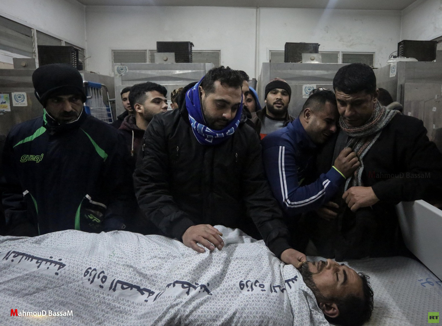 انتشال جثتي فلسطينيين من نفق جنوب قطاع غزة