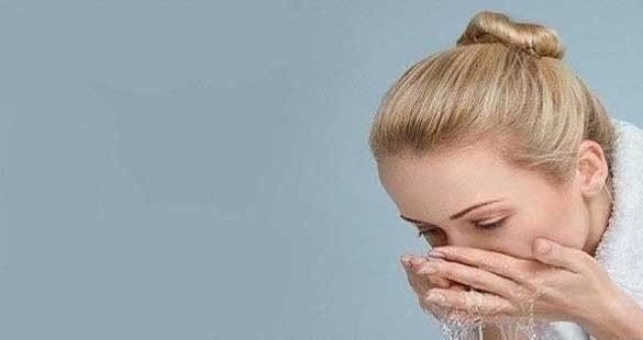 كثرة النظافة قد تهدم العلاقة الحميمة