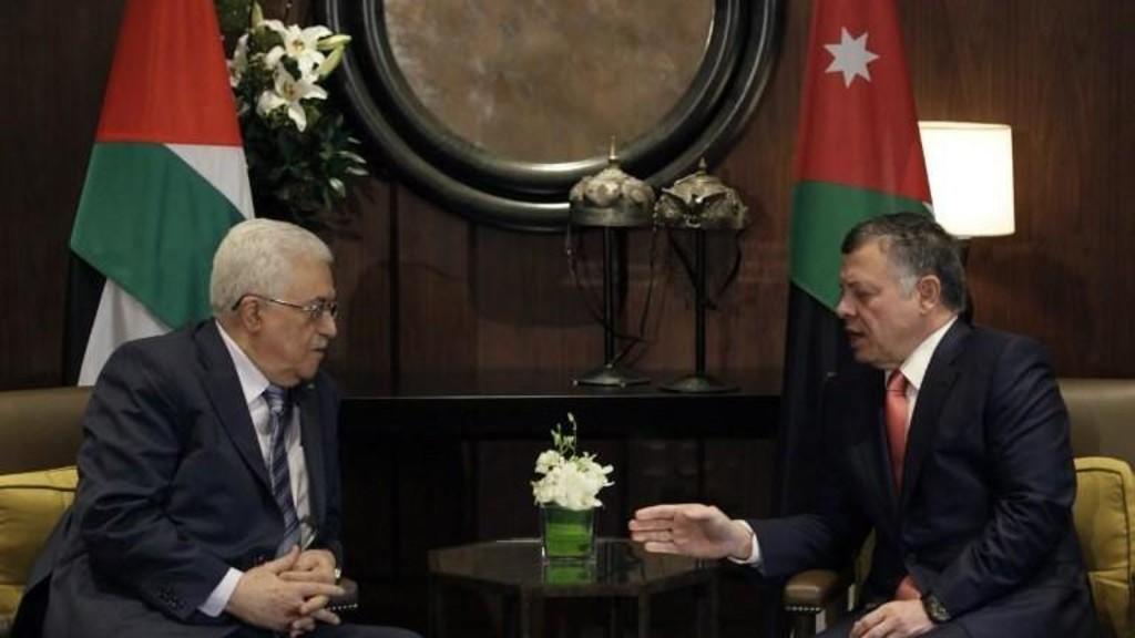 جلالة الملك عبدالله الثاني يلتقي الرئيس الفلسطيني ويؤكد أهمية دعم الأشقاء الفلسطينيين