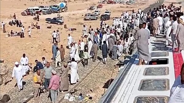 جرحى بحادث قطار في مصر.. وكشف التفاصيل الأولية