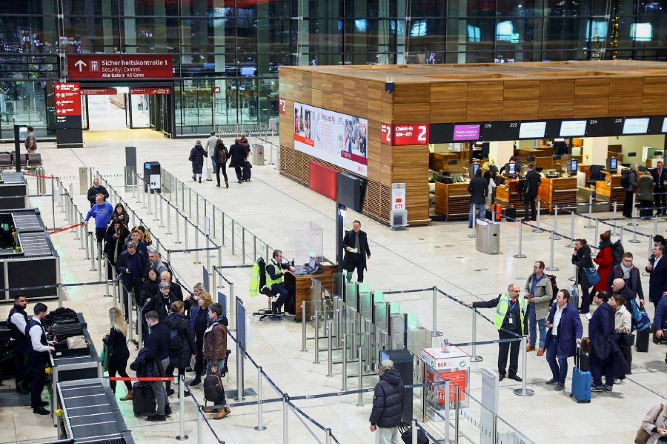 هجوم إلكتروني في قلب أوروبا.. تضرر أنظمة وتوقف رحلات