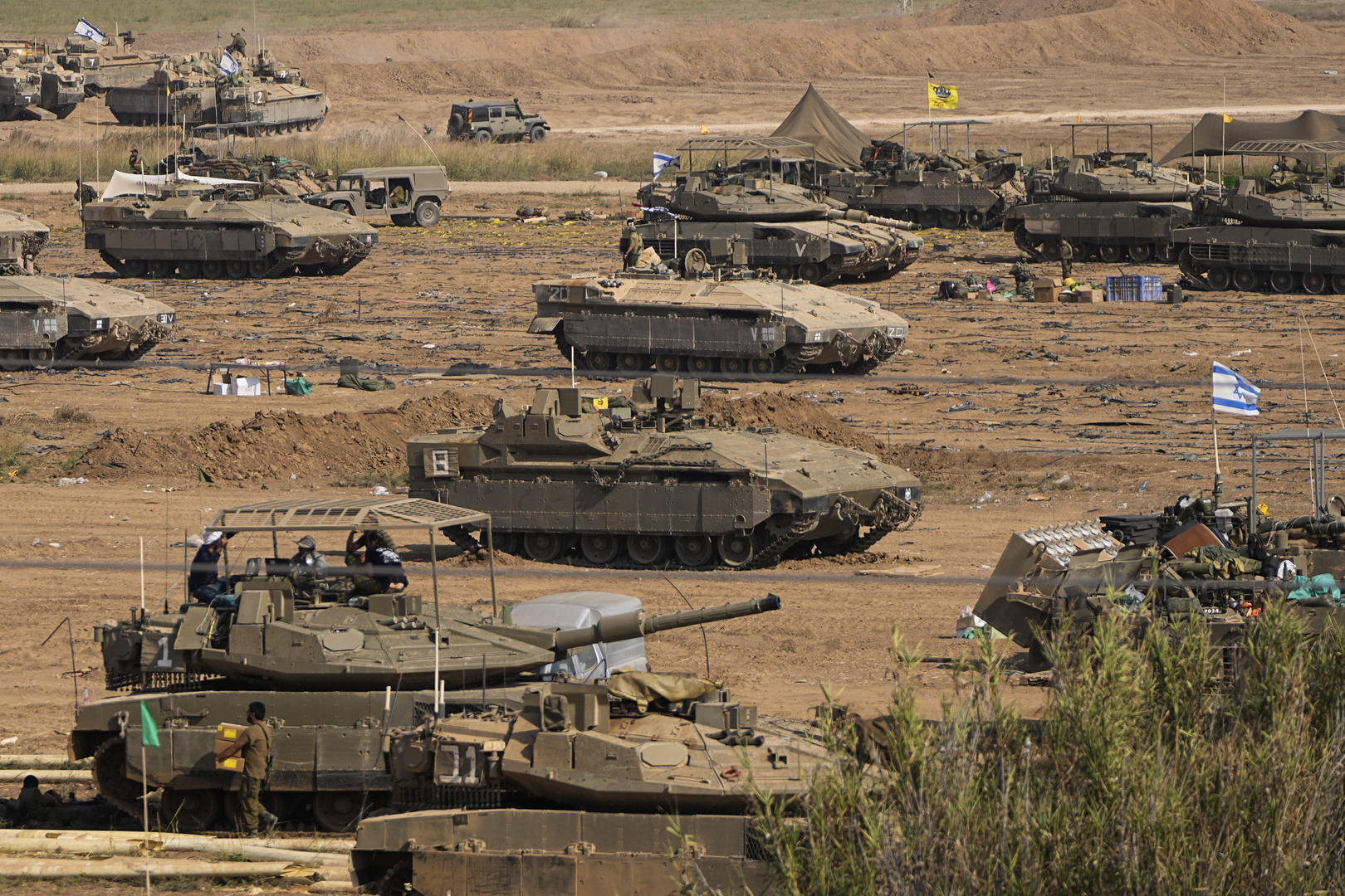 مع بدء توغل بري.. الجيش الإسرائيلي يطلب إخلاء “الشجاعية”