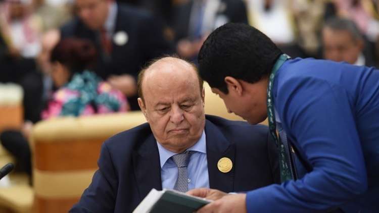 الحكومة اليمنية تنتقد الاتفاق الحوثي الأممي على مد الجسر الجوي