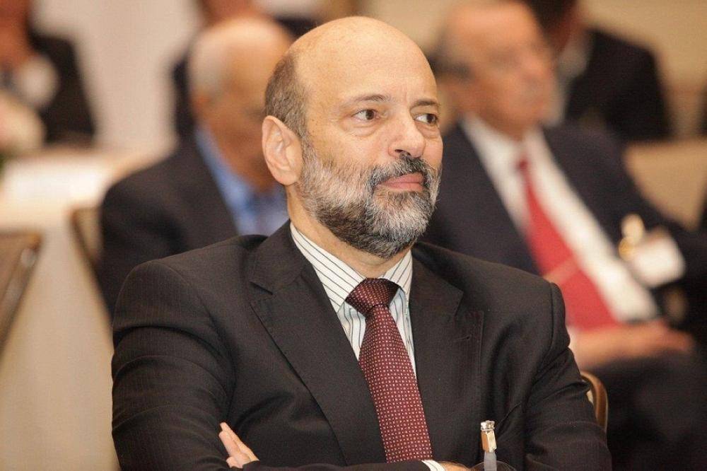 رئيس الوزراء الأردني يطلق برنامج خدمة وطن من الزرقاء